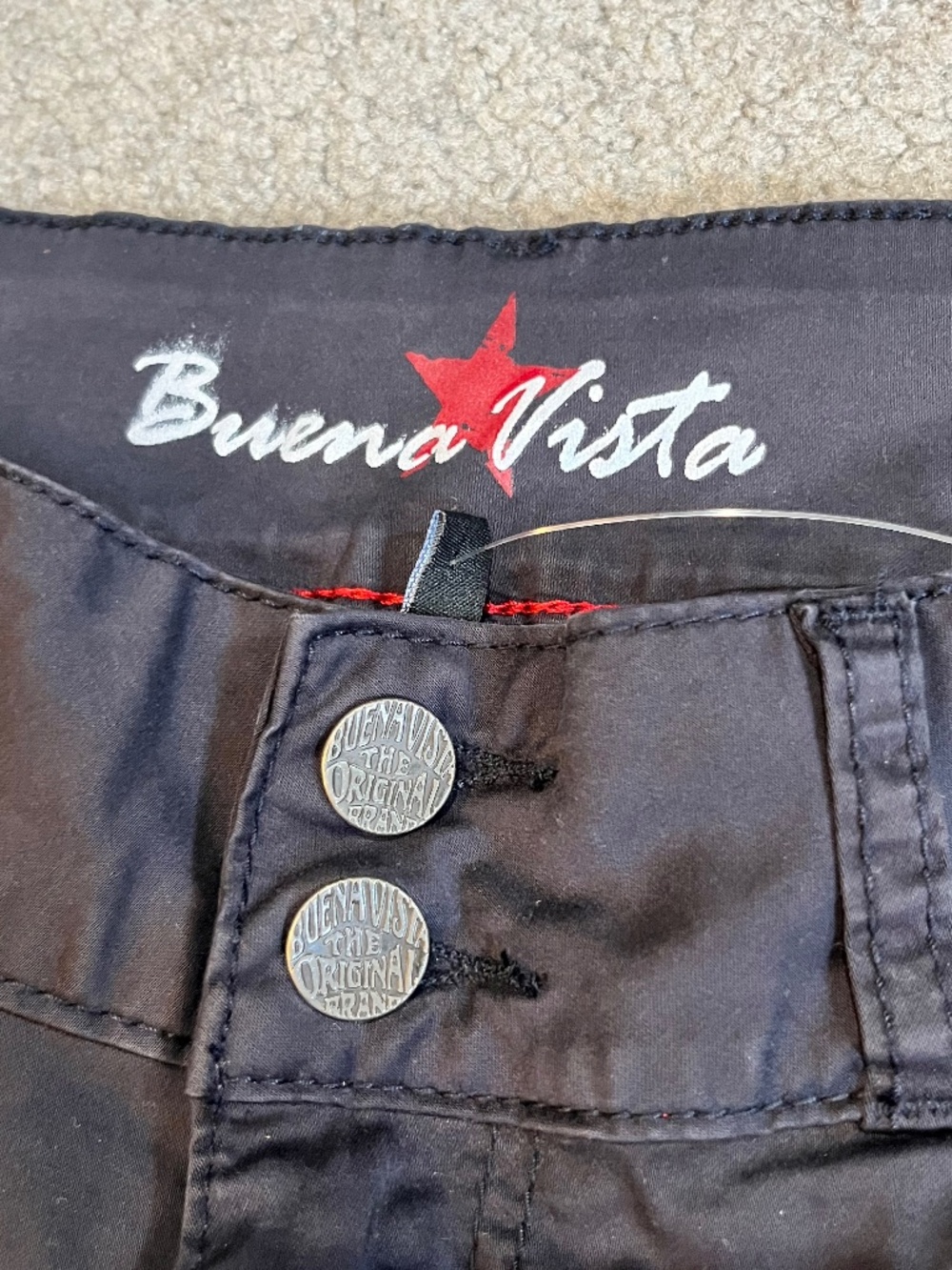 Buena Vista tummyless capris sz M navy NWT
